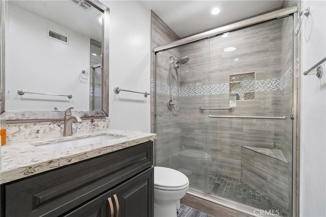 5892 Oak Meadow, Yorba Linda, CA 92886
