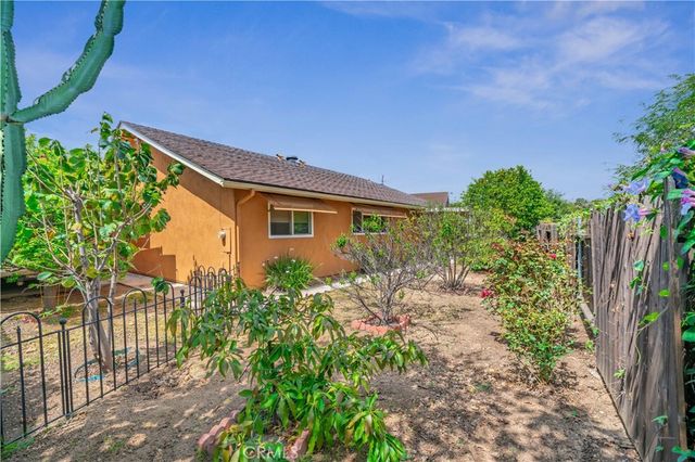 5892 Oak Meadow, Yorba Linda, CA 92886