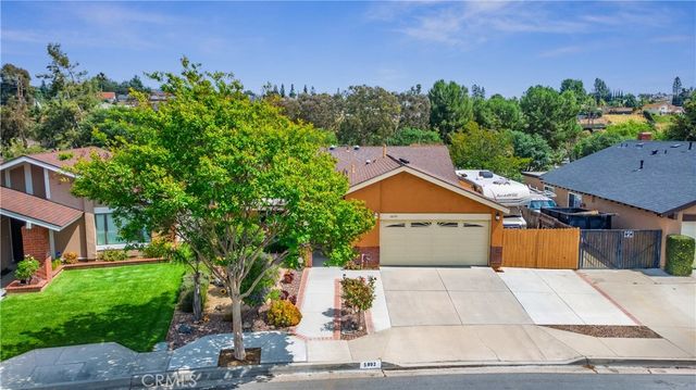 5892 Oak Meadow, Yorba Linda, CA 92886