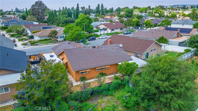 5892 Oak Meadow, Yorba Linda, CA 92886