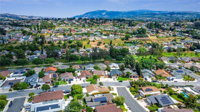 5892 Oak Meadow, Yorba Linda, CA 92886