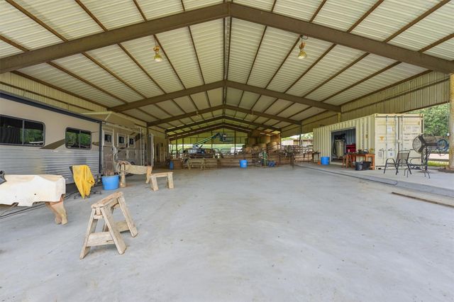 130 Duncan Lane, Liberty, TX 77575