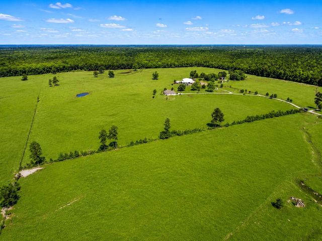 130 Duncan Lane, Liberty, TX 77575