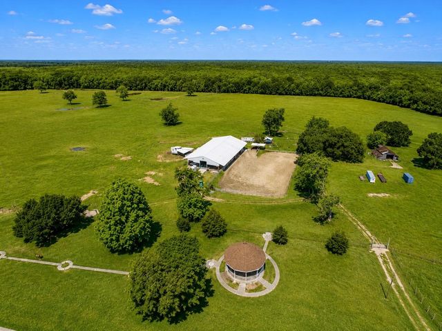 130 Duncan Lane, Liberty, TX 77575