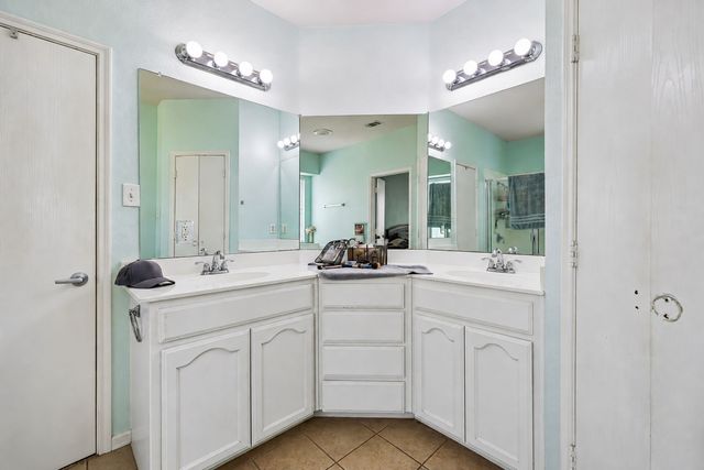 1129 Mourning Dove Drive, Burleson, TX 76028