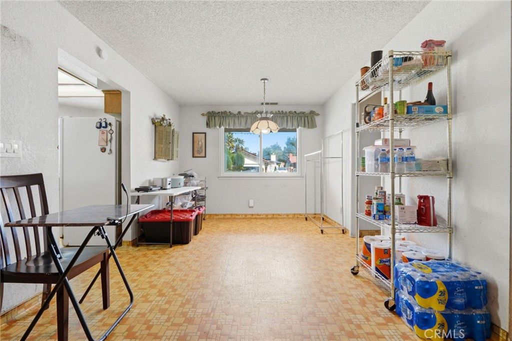 Image 14 of property listing at 153 Bonita Ave, Fowler, CA 93625