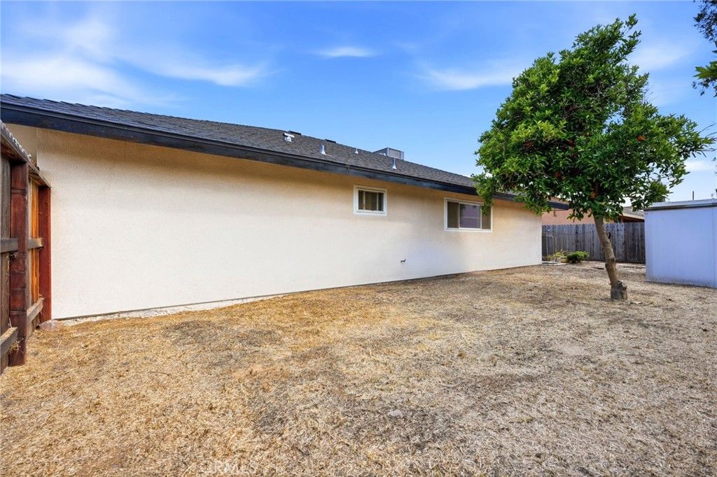 Image 37 of property listing at 153 Bonita Ave, Fowler, CA 93625