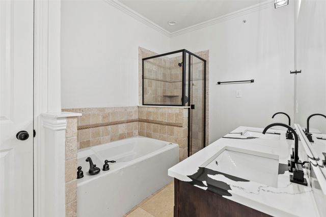 2316 Stutz Drive A, Dallas, TX 75235