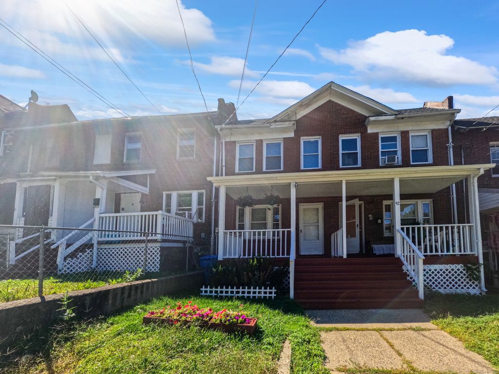 94 Ives Street, Waterbury, CT 06704