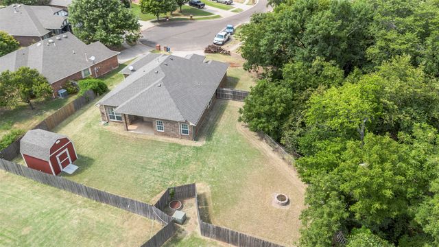 720 Hedgewood Drive, Oklahoma City, OK 73160