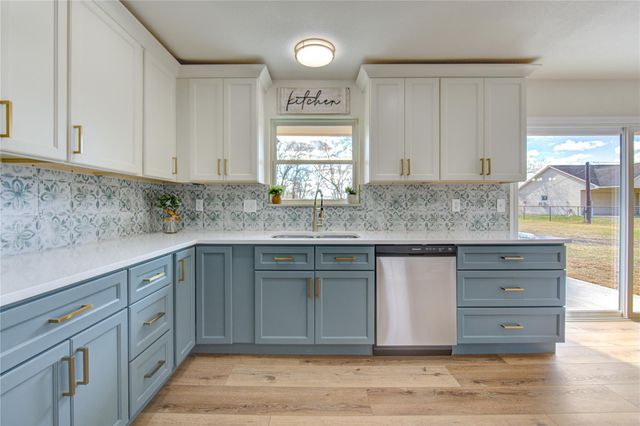 8602 Bissell Road, Manvel, TX 77578