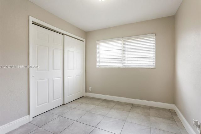 2720 SW 18th St, Fort Lauderdale, FL 33312