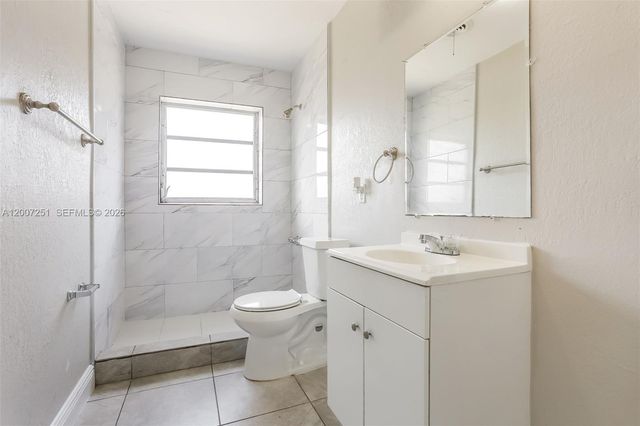 2720 SW 18th St, Fort Lauderdale, FL 33312