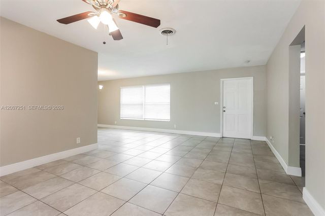 2720 SW 18th St, Fort Lauderdale, FL 33312