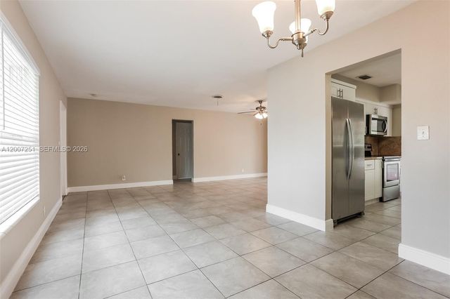 2720 SW 18th St, Fort Lauderdale, FL 33312