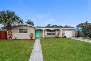 2720 SW 18th St, Fort Lauderdale, FL 33312
