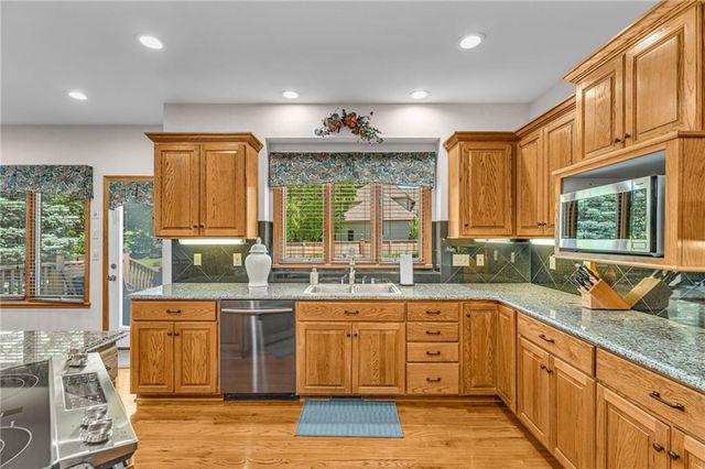 4728 Wimbledon Drive, Lawrence, KS 66044