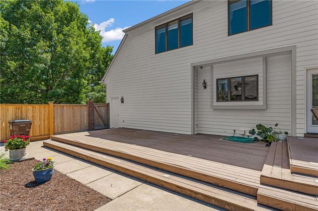 4728 Wimbledon Drive, Lawrence, KS 66044