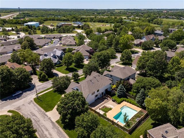 4728 Wimbledon Drive, Lawrence, KS 66044