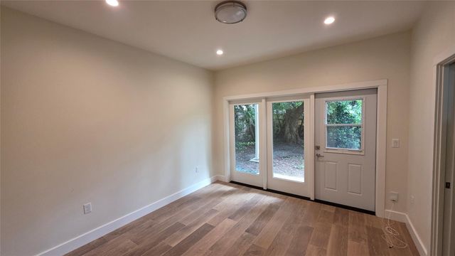 2502-2 Spring LN, Austin, TX 78703