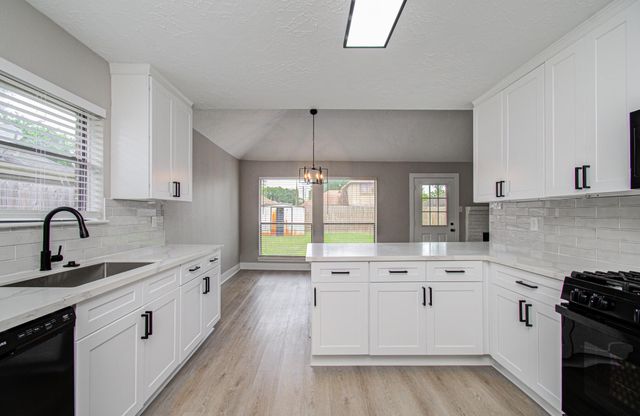 7510 Cavesson Drive, Cypress, TX 77433