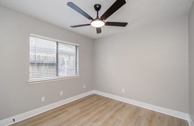 7510 Cavesson Drive, Cypress, TX 77433