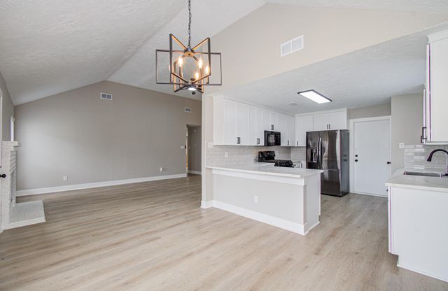7510 Cavesson Drive, Cypress, TX 77433