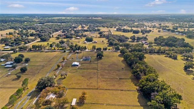 16421 W HIGHWAY 326, Morriston, FL 32668