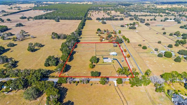 16421 W HIGHWAY 326, Morriston, FL 32668