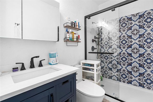 16421 W HIGHWAY 326, Morriston, FL 32668