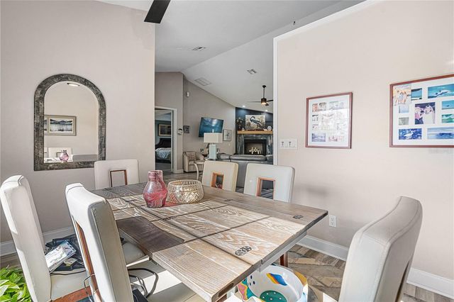 16421 W HIGHWAY 326, Morriston, FL 32668