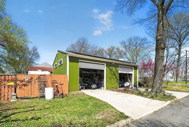 728 S WARRINGTON AVE, Cinnaminson, NJ 08077