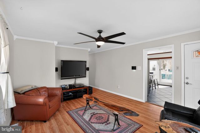 728 S WARRINGTON AVE, Cinnaminson, NJ 08077