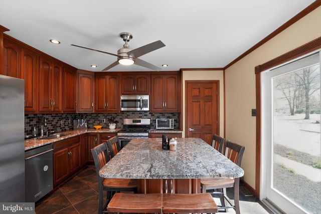 728 S WARRINGTON AVE, Cinnaminson, NJ 08077