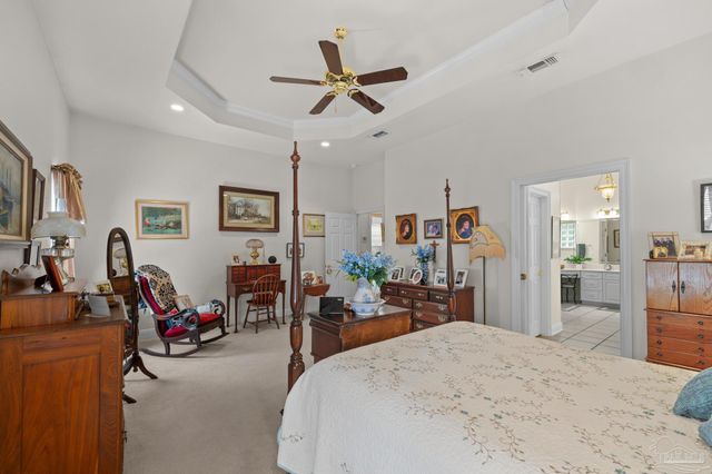 9740 Limpkin Ln, Pensacola, FL 32507