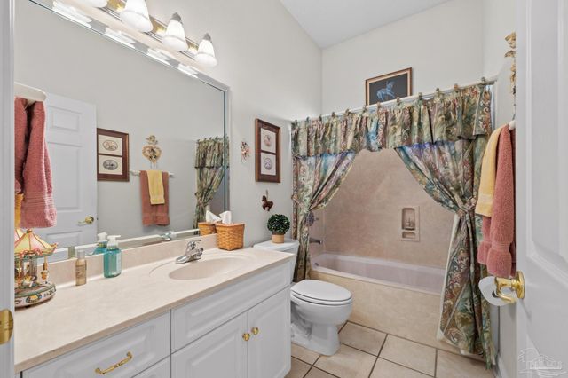 9740 Limpkin Ln, Pensacola, FL 32507