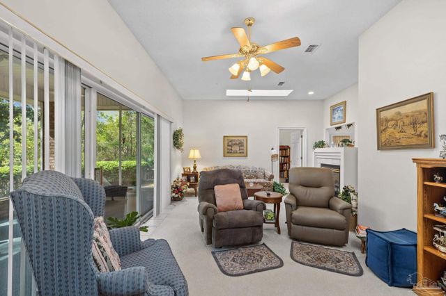 9740 Limpkin Ln, Pensacola, FL 32507