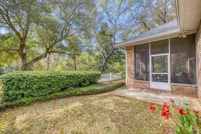 9740 Limpkin Ln, Pensacola, FL 32507