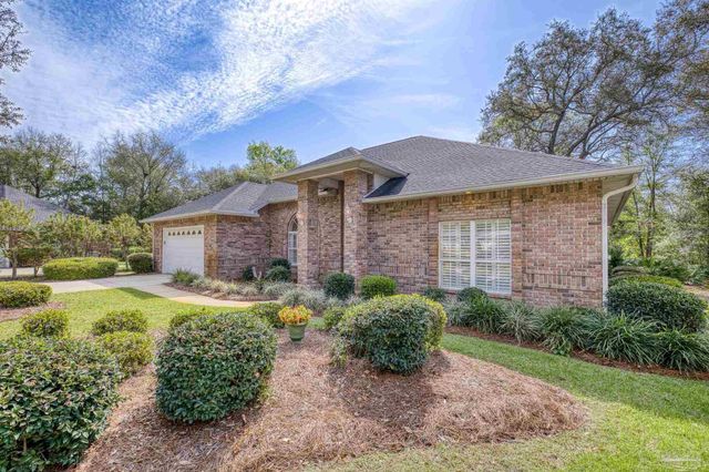 9740 Limpkin Ln, Pensacola, FL 32507