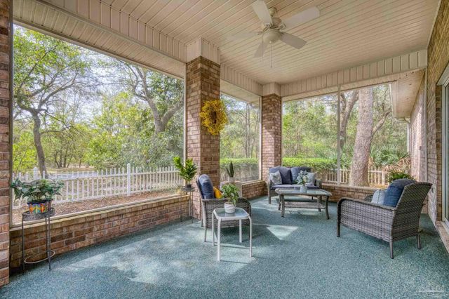 9740 Limpkin Ln, Pensacola, FL 32507