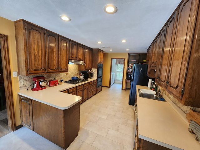 3601 Montecito Drive, Denton, TX 76205