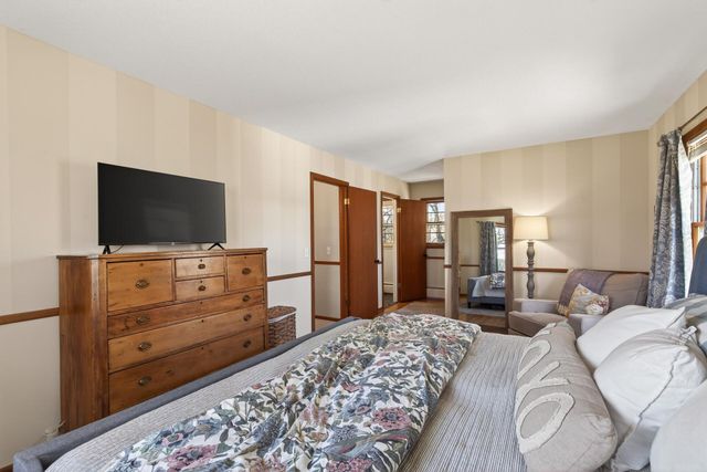 8225 Niagara Lane N, Maple Grove, MN 55311