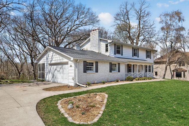 8225 Niagara Lane N, Maple Grove, MN 55311