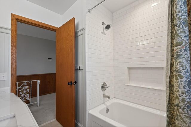 8225 Niagara Lane N, Maple Grove, MN 55311