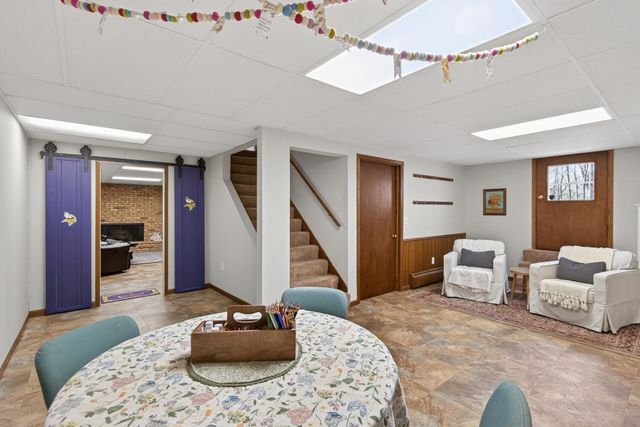 8225 Niagara Lane N, Maple Grove, MN 55311