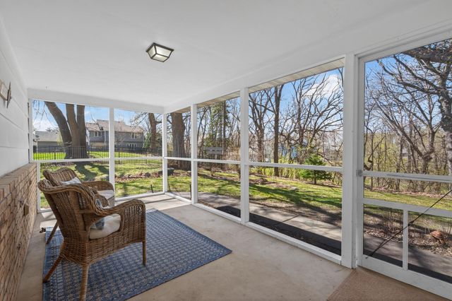 8225 Niagara Lane N, Maple Grove, MN 55311