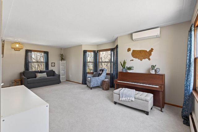 8225 Niagara Lane N, Maple Grove, MN 55311