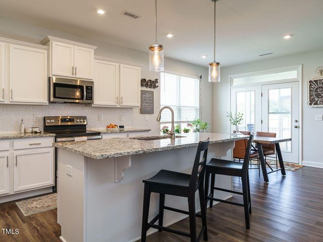 7218 Cabernet Franc Drive, Willow Springs, NC 27592