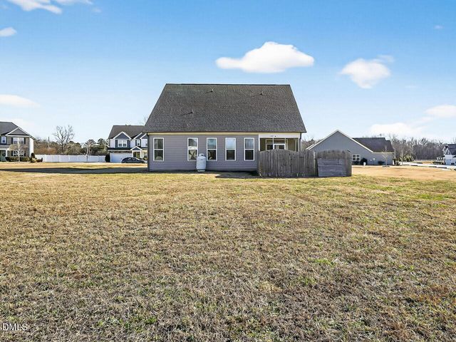 7218 Cabernet Franc Drive, Willow Springs, NC 27592