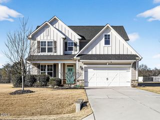 7218 Cabernet Franc Drive, Willow Springs, NC 27592